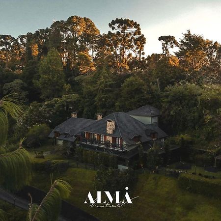 Alma Hotel Campos do Jordao Exterior photo