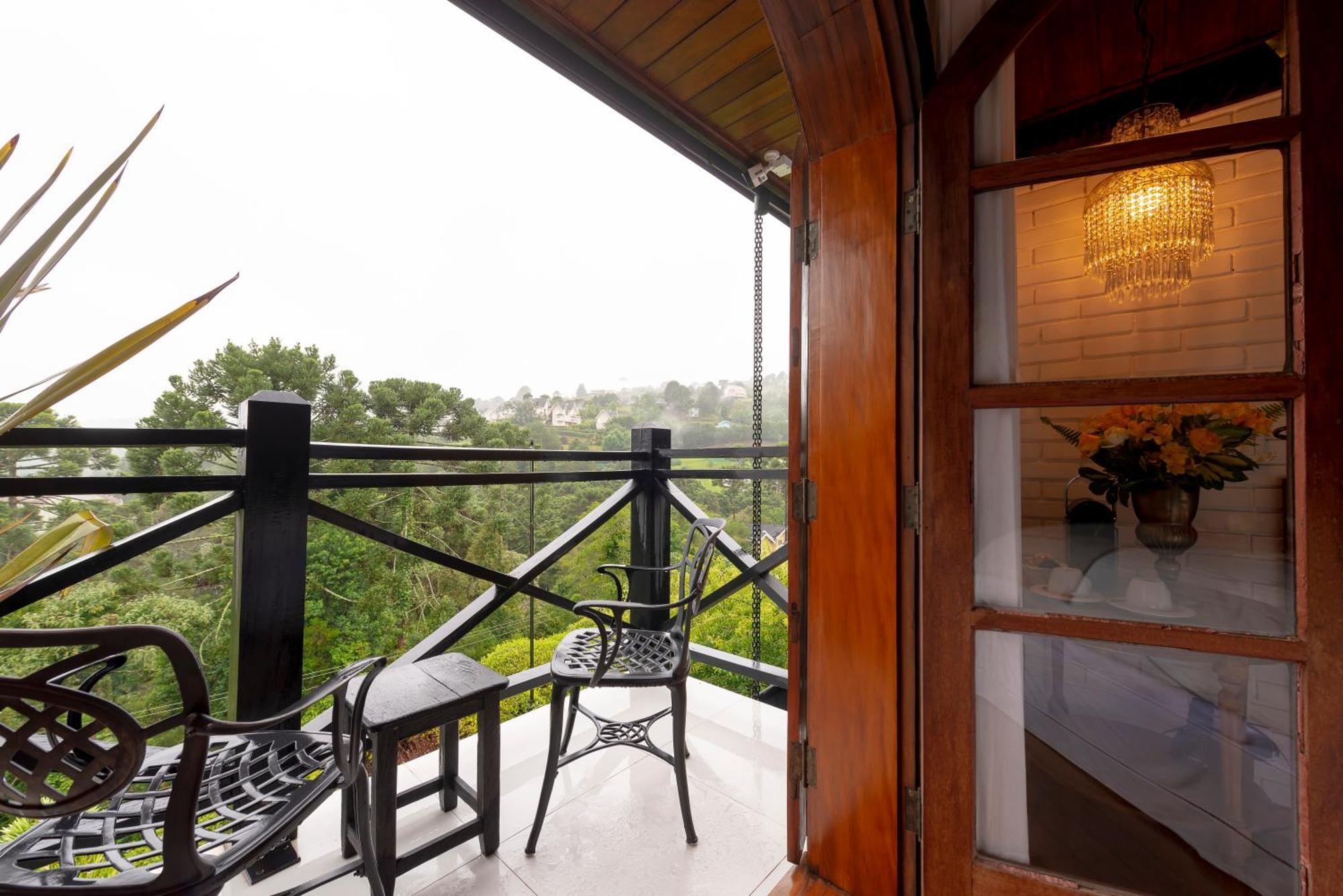 Alma Hotel Campos do Jordao Exterior photo