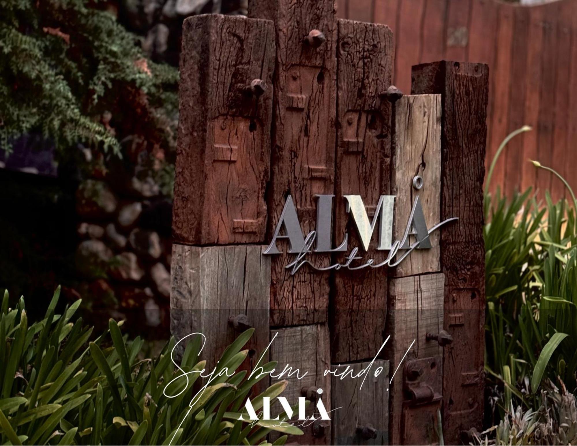 Alma Hotel Campos do Jordao Exterior photo